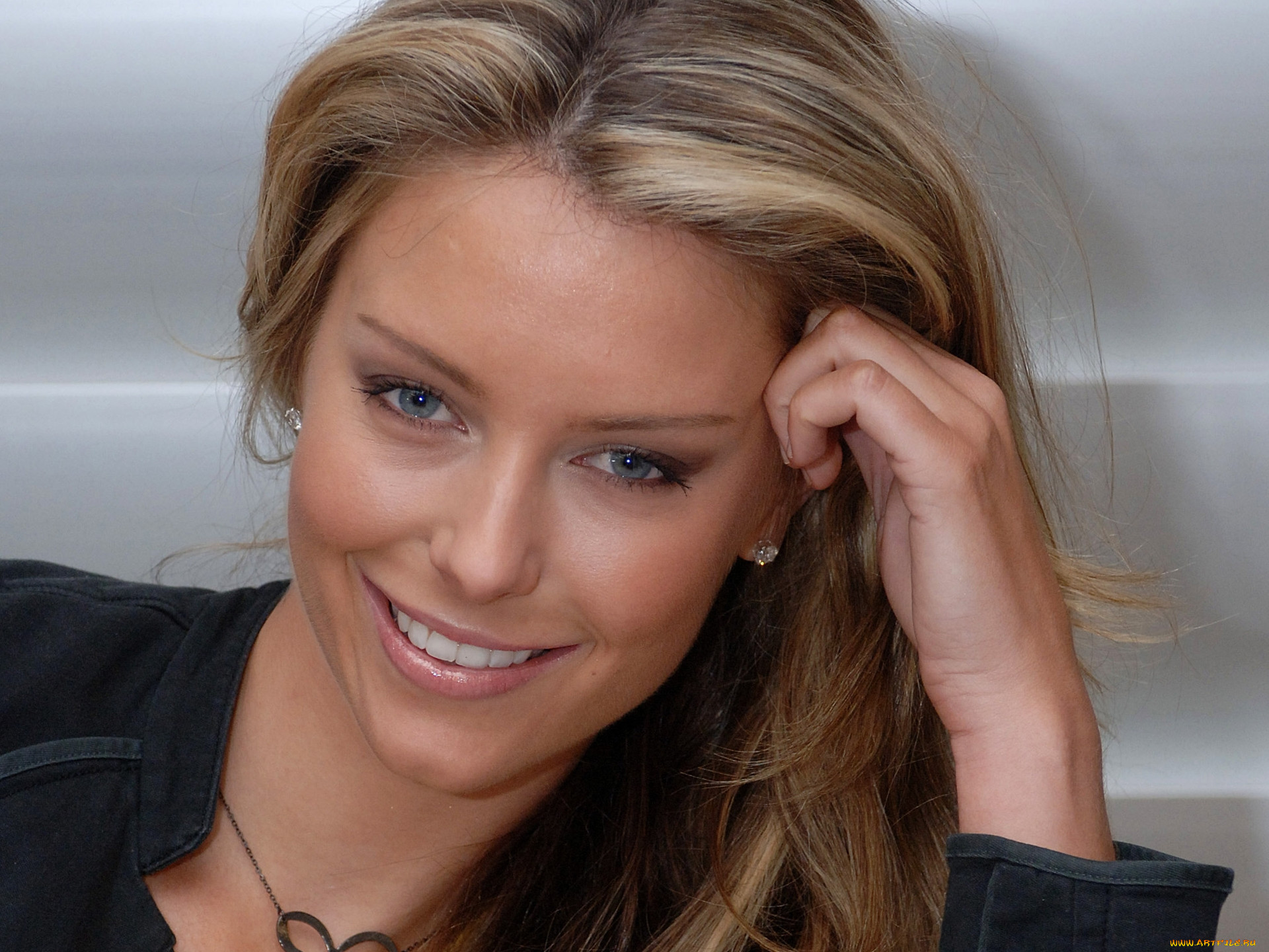 Jennifer Hawkins, 